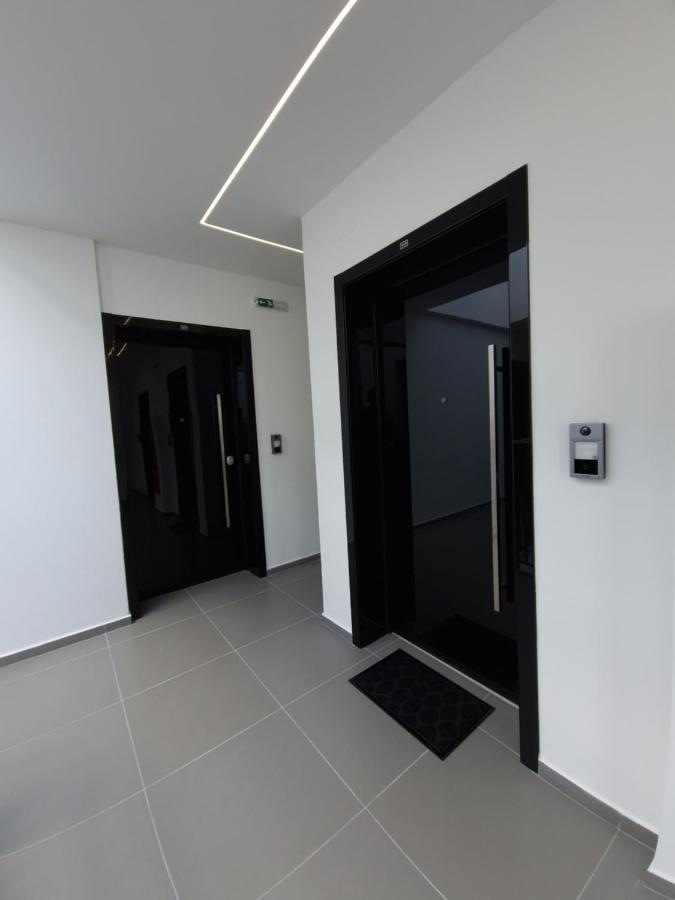 Smart Loft Apartment Tuzla Exterior photo